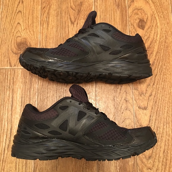 NEW BALANCE 680 v3 Men’s Athletic Sneakers Size 9 - Picture 3 of 8